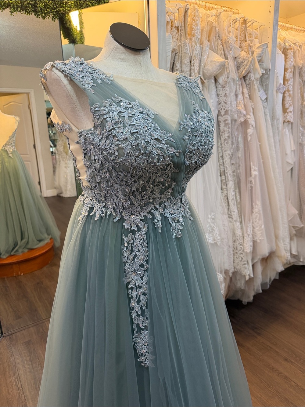 Elegant Sage dusty teal Green Tulle Evening Dress with Lace Appliqué - Picture 2 of 11